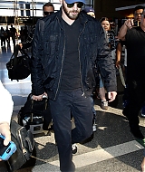 056.jpg