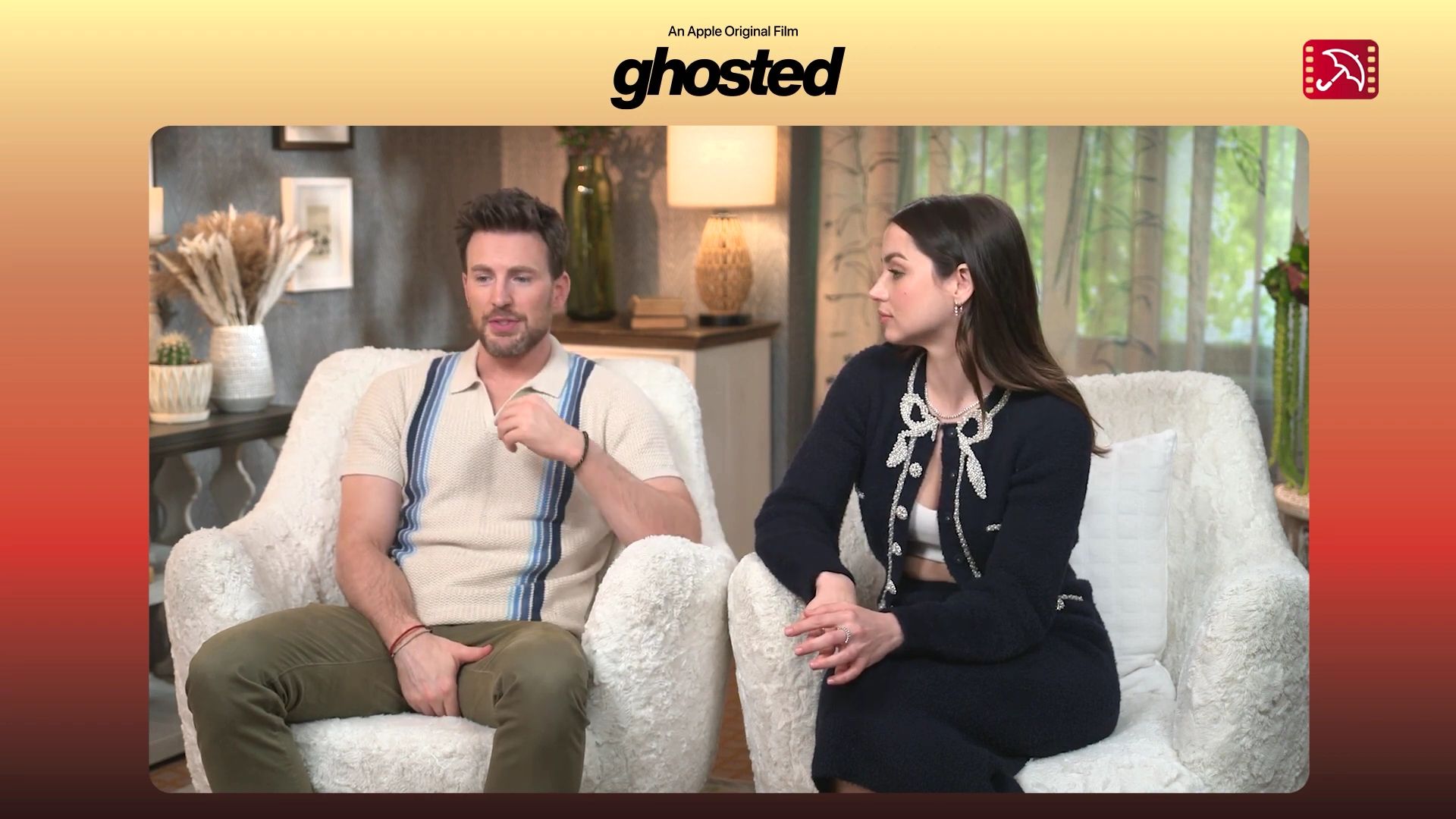 2023-Ghosted_FeaturetteInterview003-192.jpg