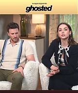 2023-Ghosted_FeaturetteInterview003-144.jpg