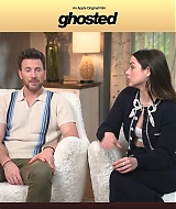 2023-Ghosted_FeaturetteInterview003-232.jpg