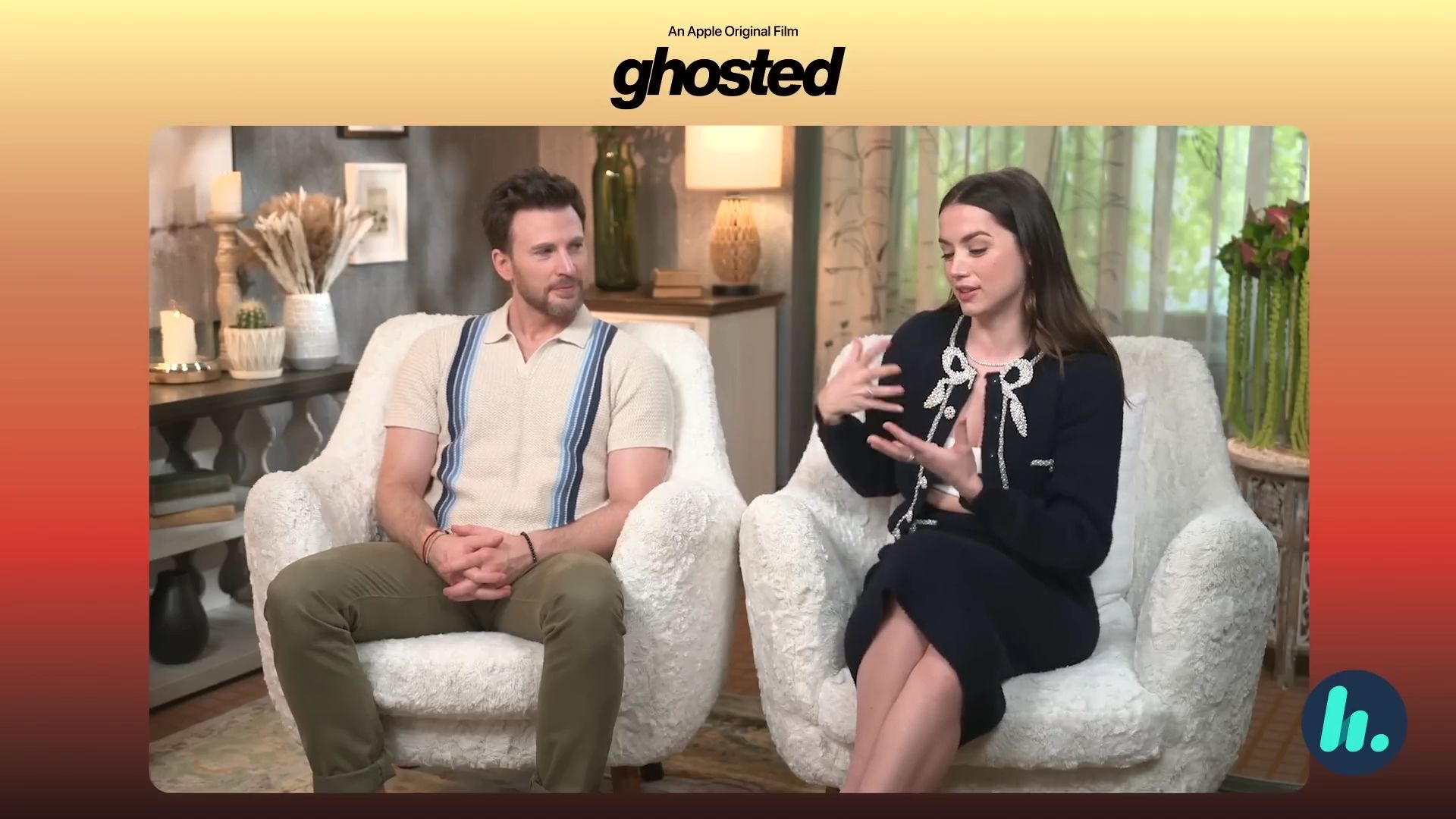 2023-Ghosted_FeaturetteInterview008-125.jpg