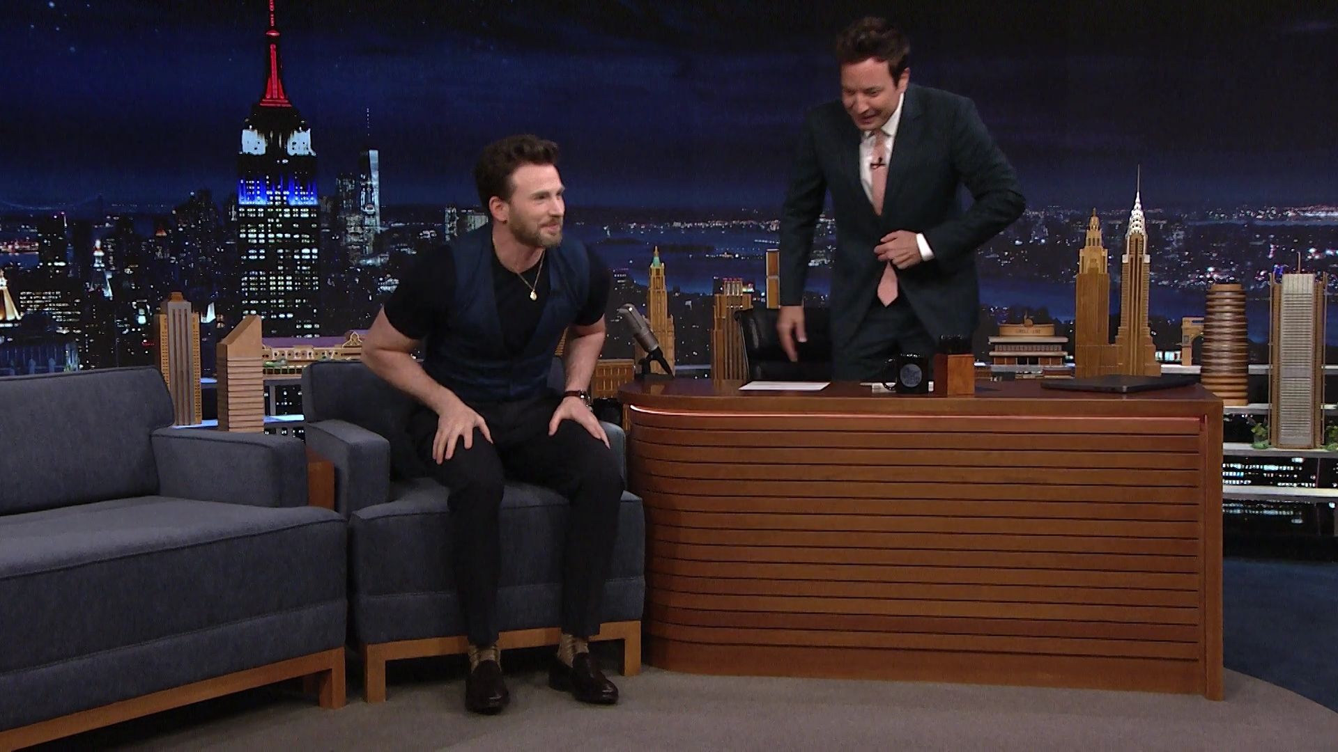 04-17-2023-TonightShowJimmyFallon-021.jpg