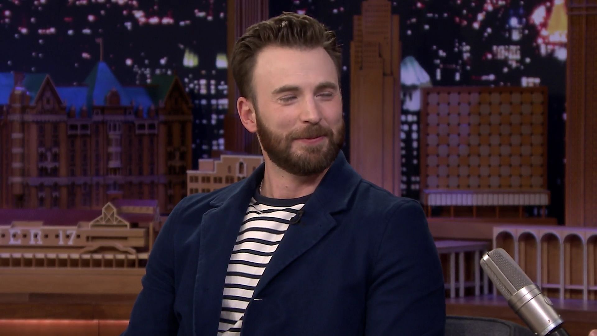 JimmyFallon-110419-039.jpg