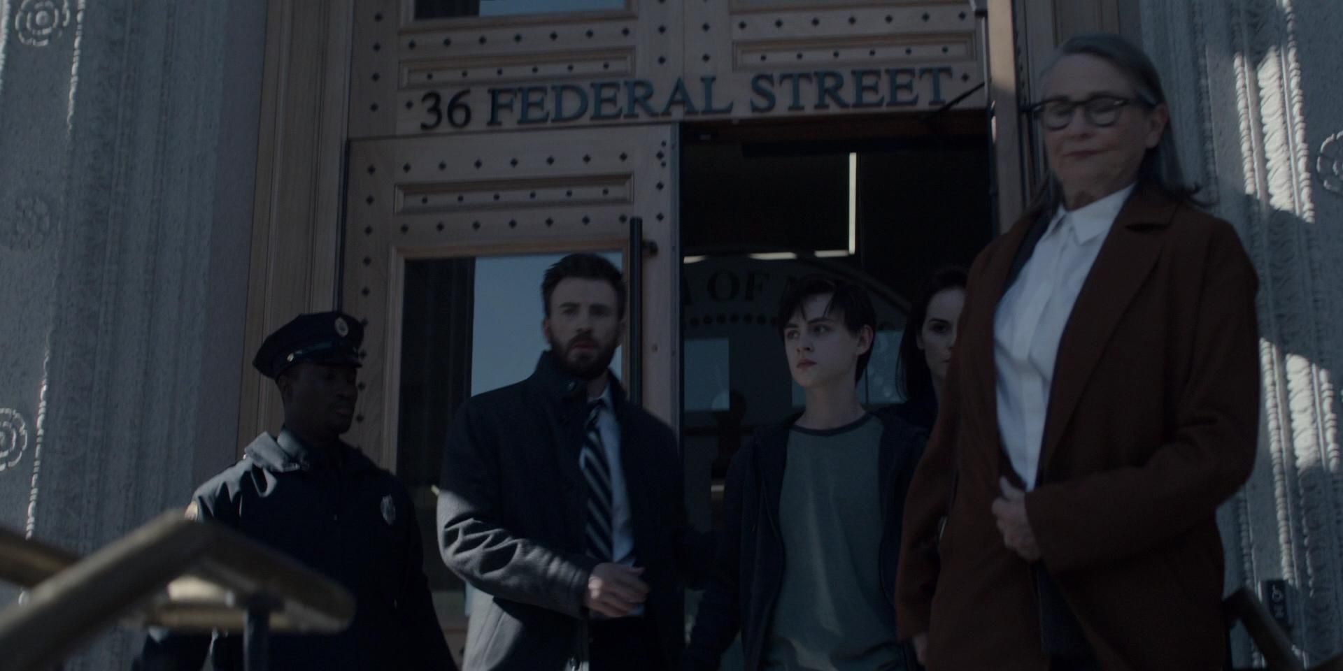 DefendingJacob-S01E03-187.jpg