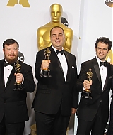 096.jpg